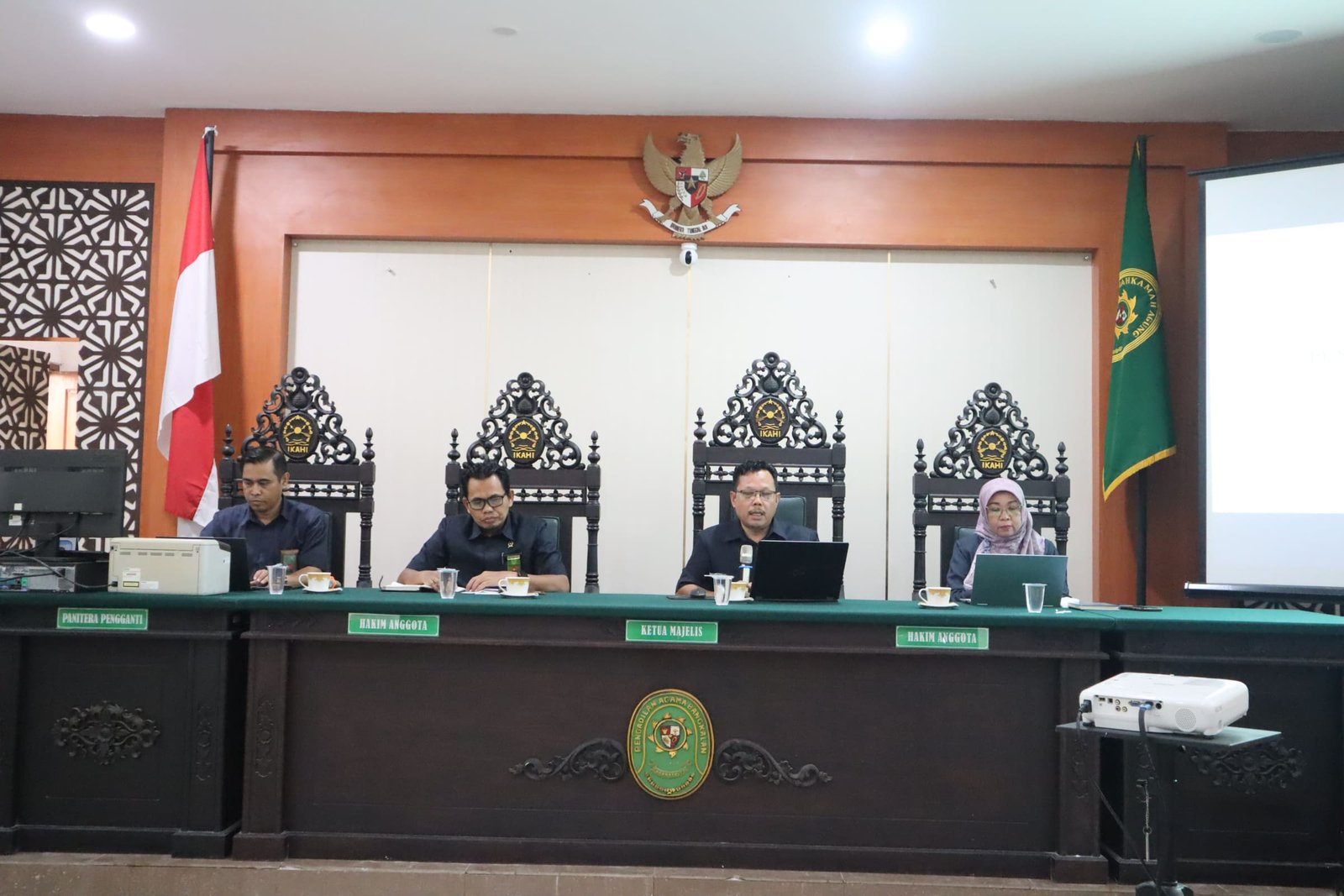 rapat isi 2